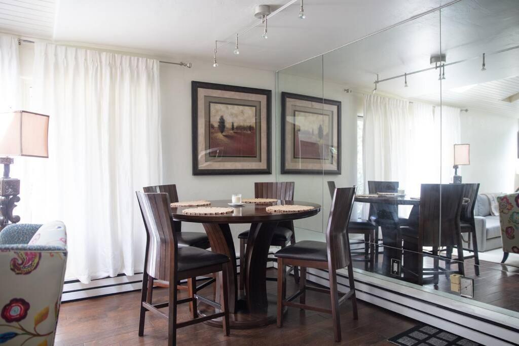 Aspen Stash Pad With Fireplace, Parking, W/D Екстер'єр фото